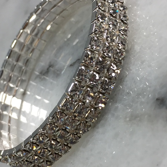Set of 2 Silver Crystal Stretch bracelets. - Picture 3 of 4